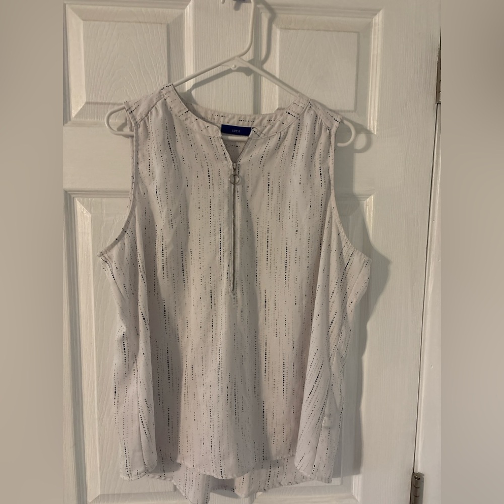Apt. 9 Sleeveless Zip Front Blouse XXL White Black Speckled Print - Picture 2 of 4